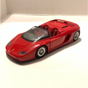 Revell Ferrari Mythos 1/18